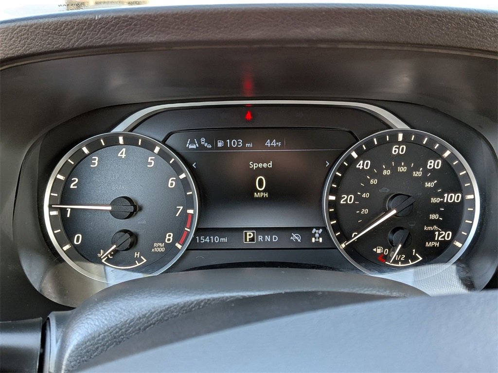 Used 2025 Nissan Frontier SV image 12