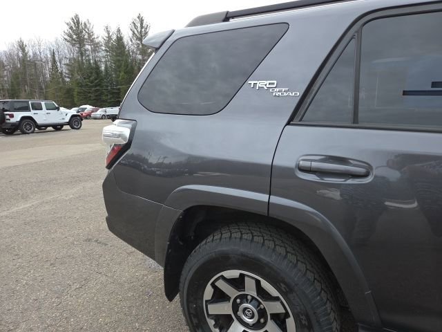 Used 2020 Toyota 4Runner TRD Off-Road image 31