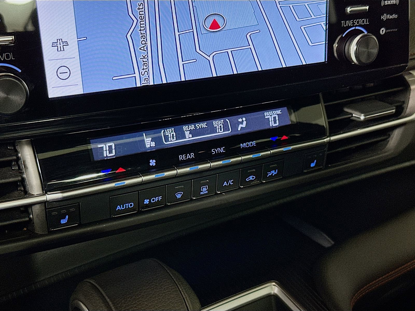 Certified 2023 Toyota Sienna XSE AWD/4WD image 16