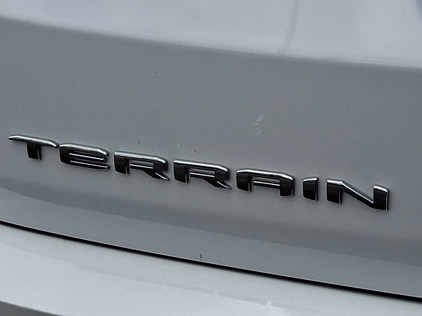 Used 2023 GMC Terrain AT4 w/ LPO, 'HIT The Road' Package image 33