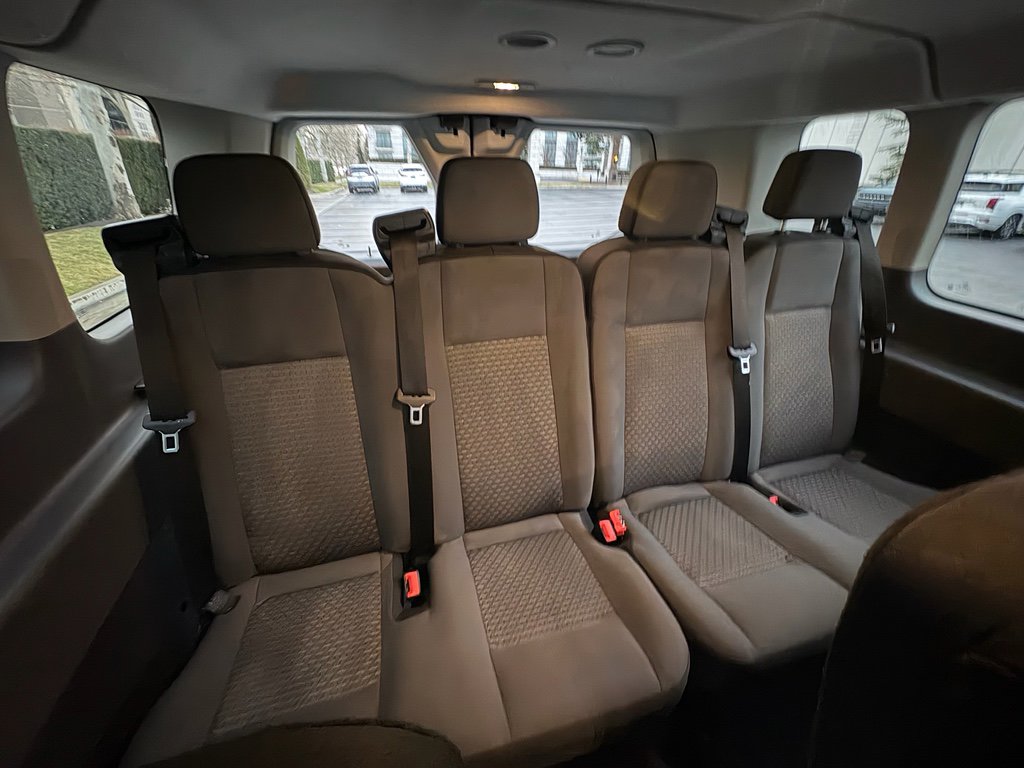 Used 2024 Ford Transit 350 XLT RWD image 38