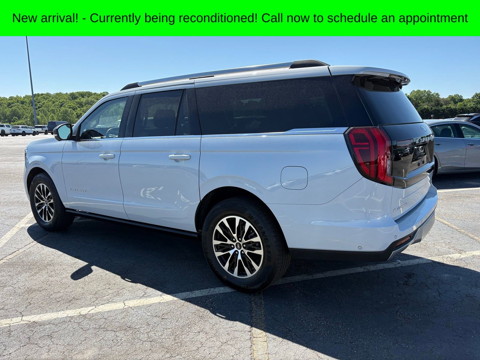 Used 2025 Ford Expedition Max Platinum AWD/4WD image 9