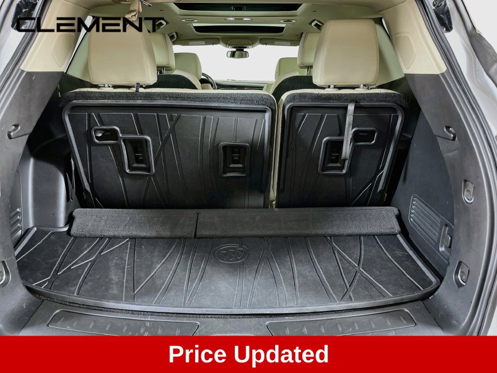 Used 2020 Buick Enclave Essence w/ Sound and Sites Package FWD image 10