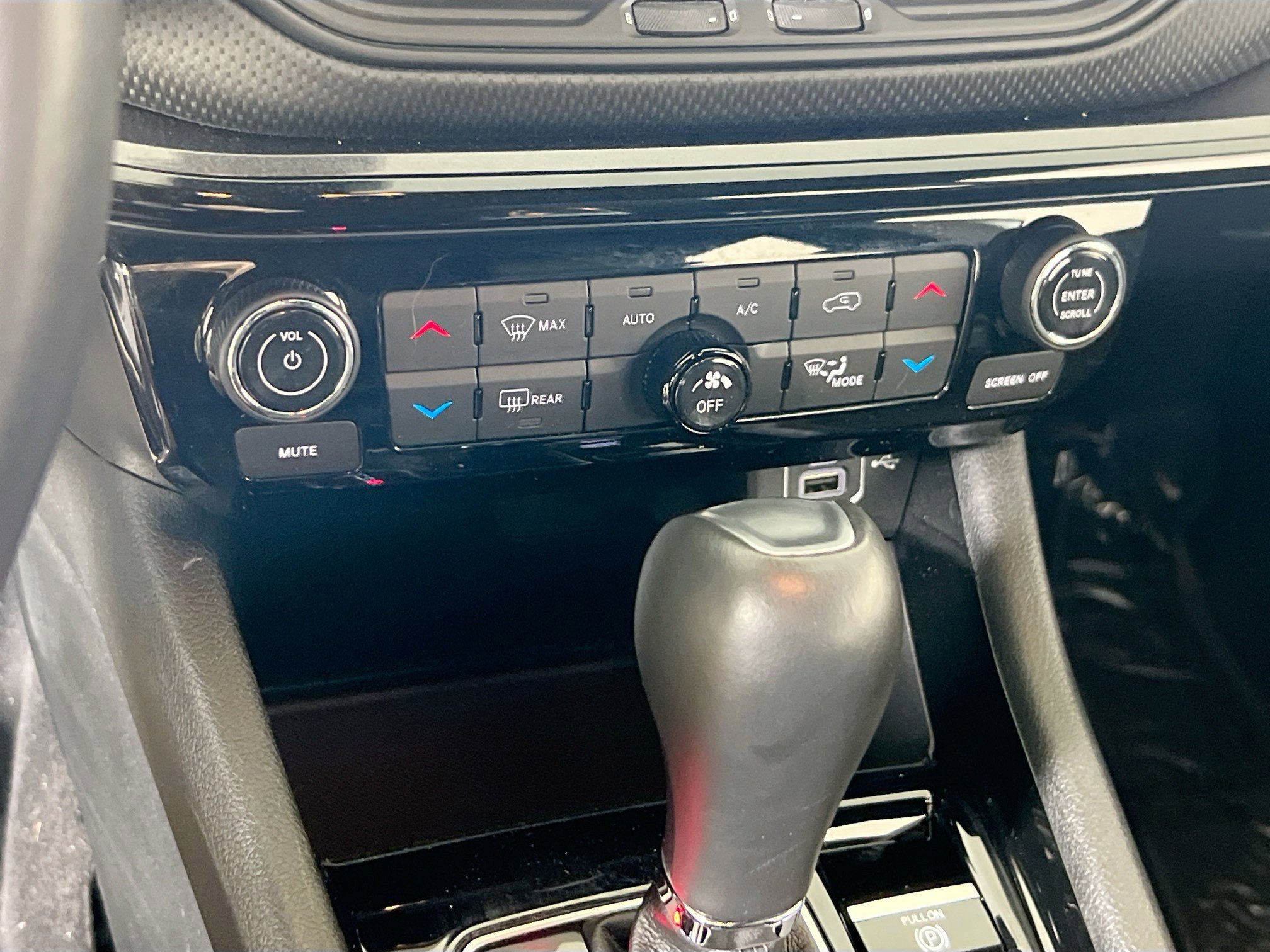 Used 2022 Jeep Compass Altitude w/ Convenience Group image 15