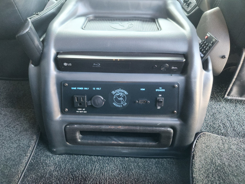 Used 2021 Chevrolet Express 2500 Extended w/ Enhanced Convenience Package RWD image 51