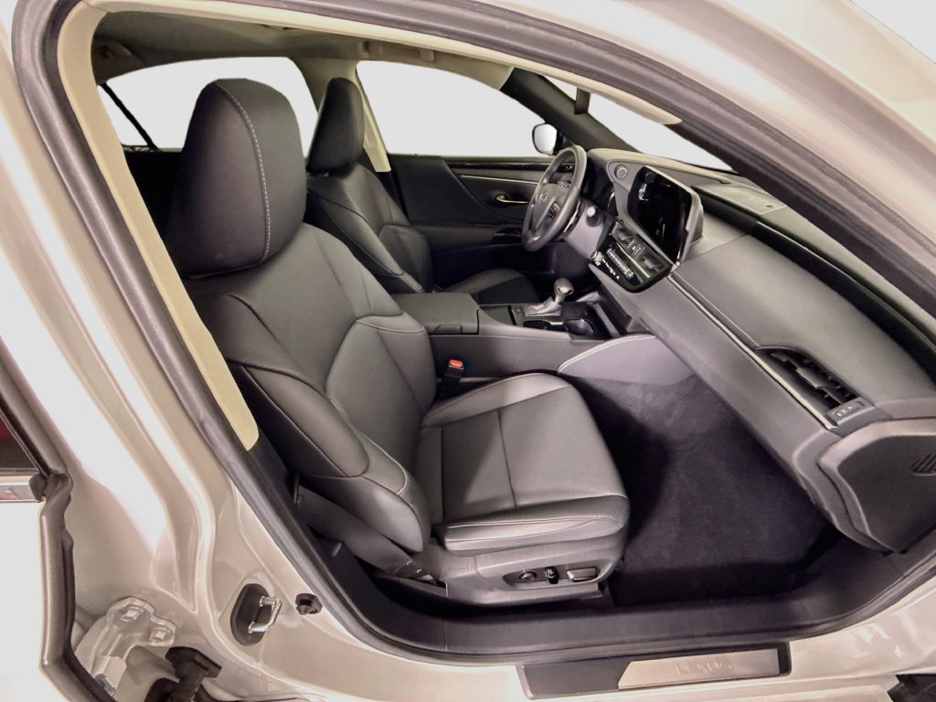 Used 2025 Lexus ES 350 w/ Accessory Package (Z2) FWD image 20
