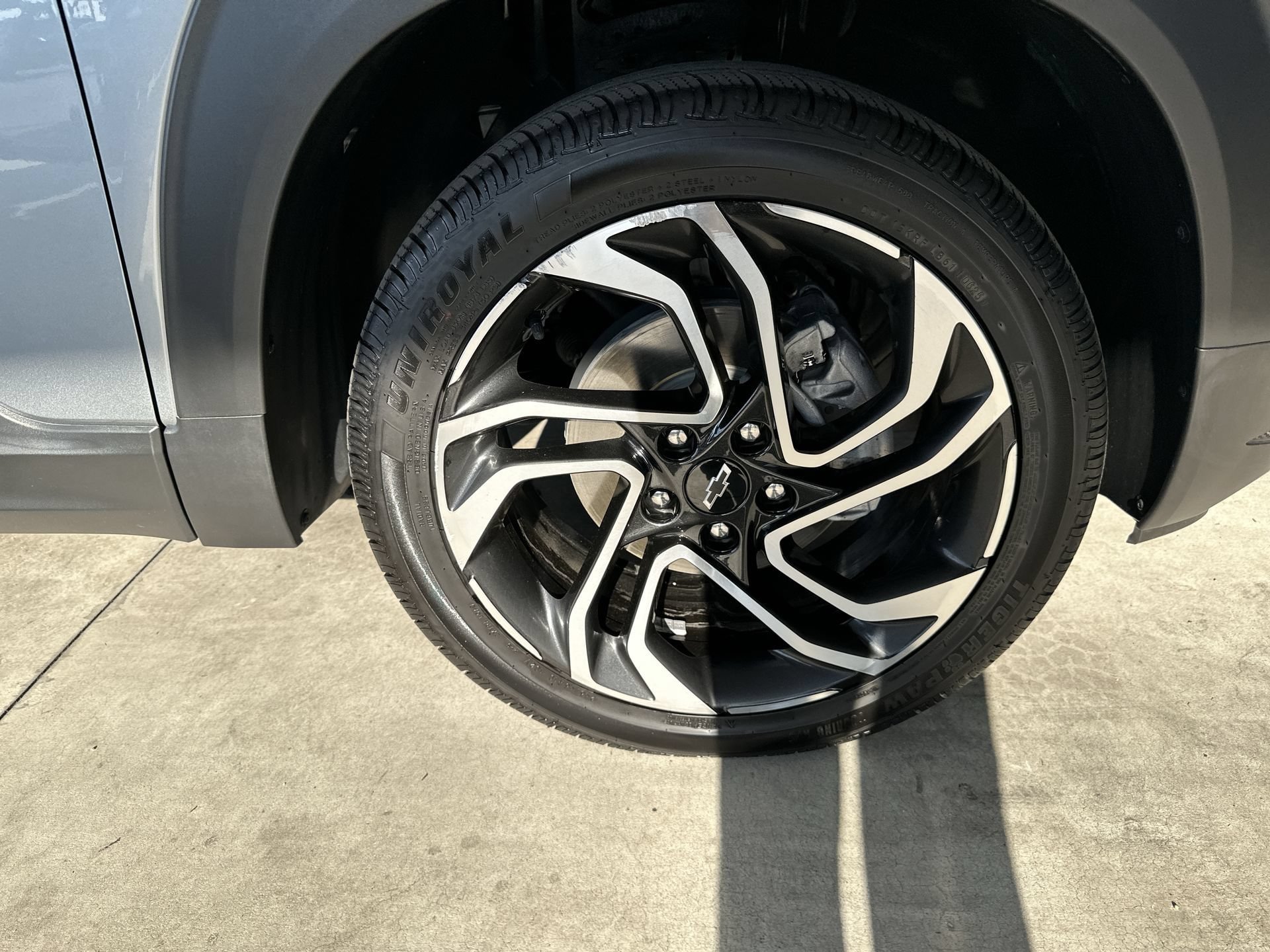 Certified 2024 Chevrolet TrailBlazer RS w/ Convenience Package AWD/4WD image 28