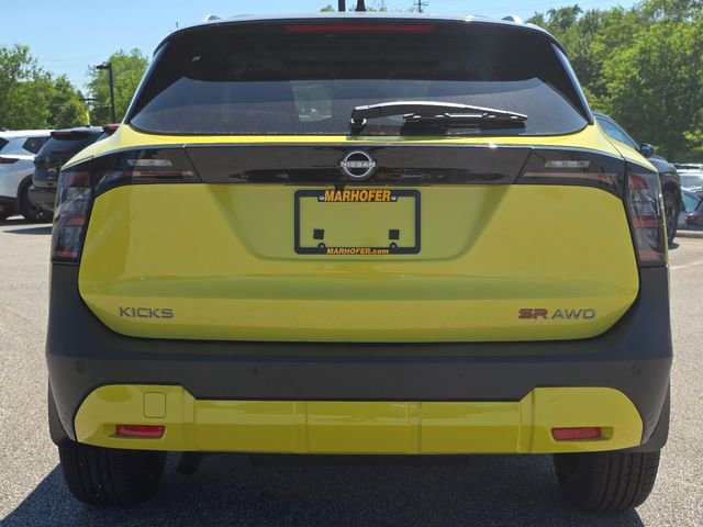 New 2026 Nissan Kicks SR w/ SR Premium Package AWD/4WD image 15