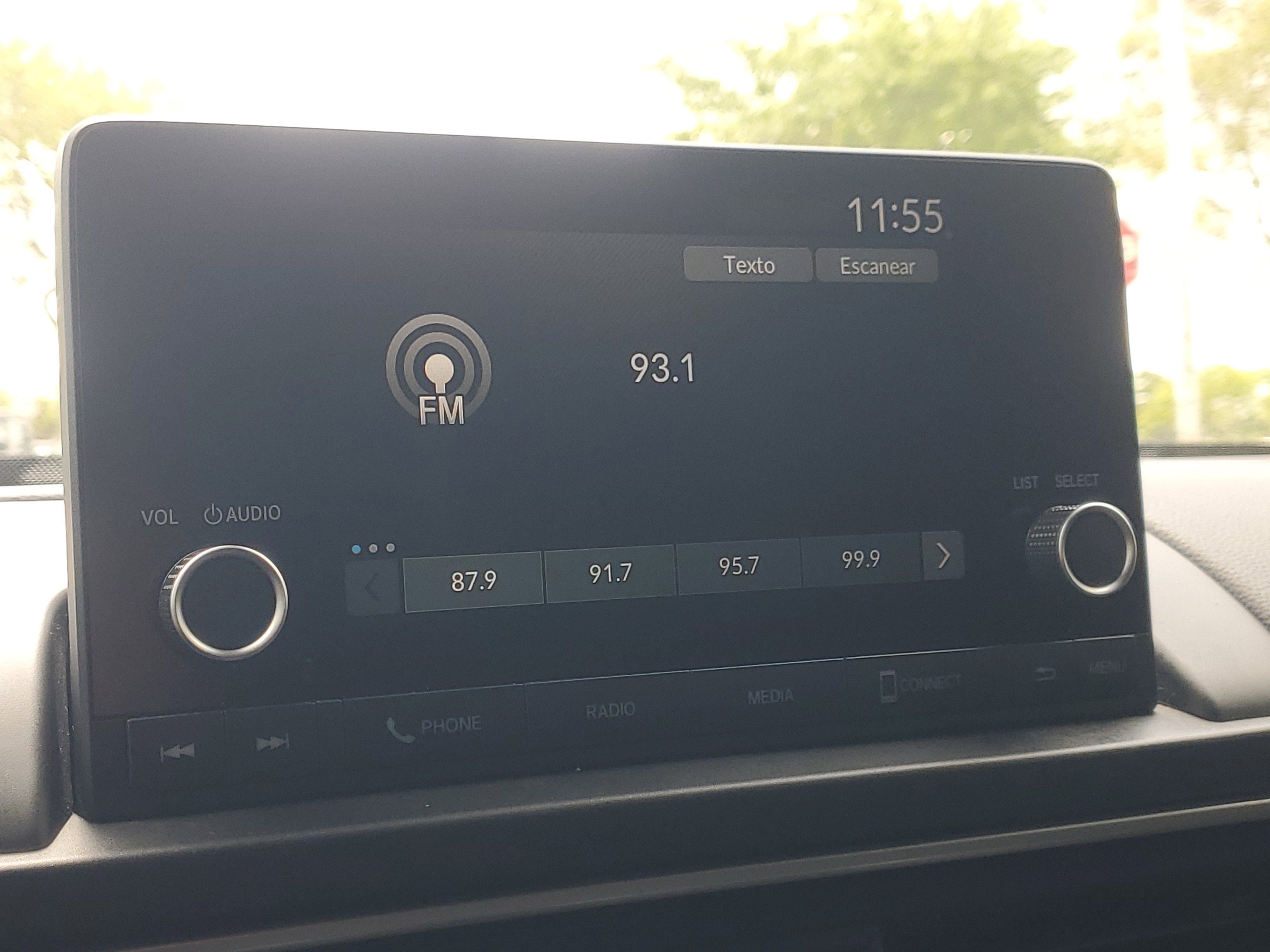 Used 2025 Honda Pilot Sport image 27