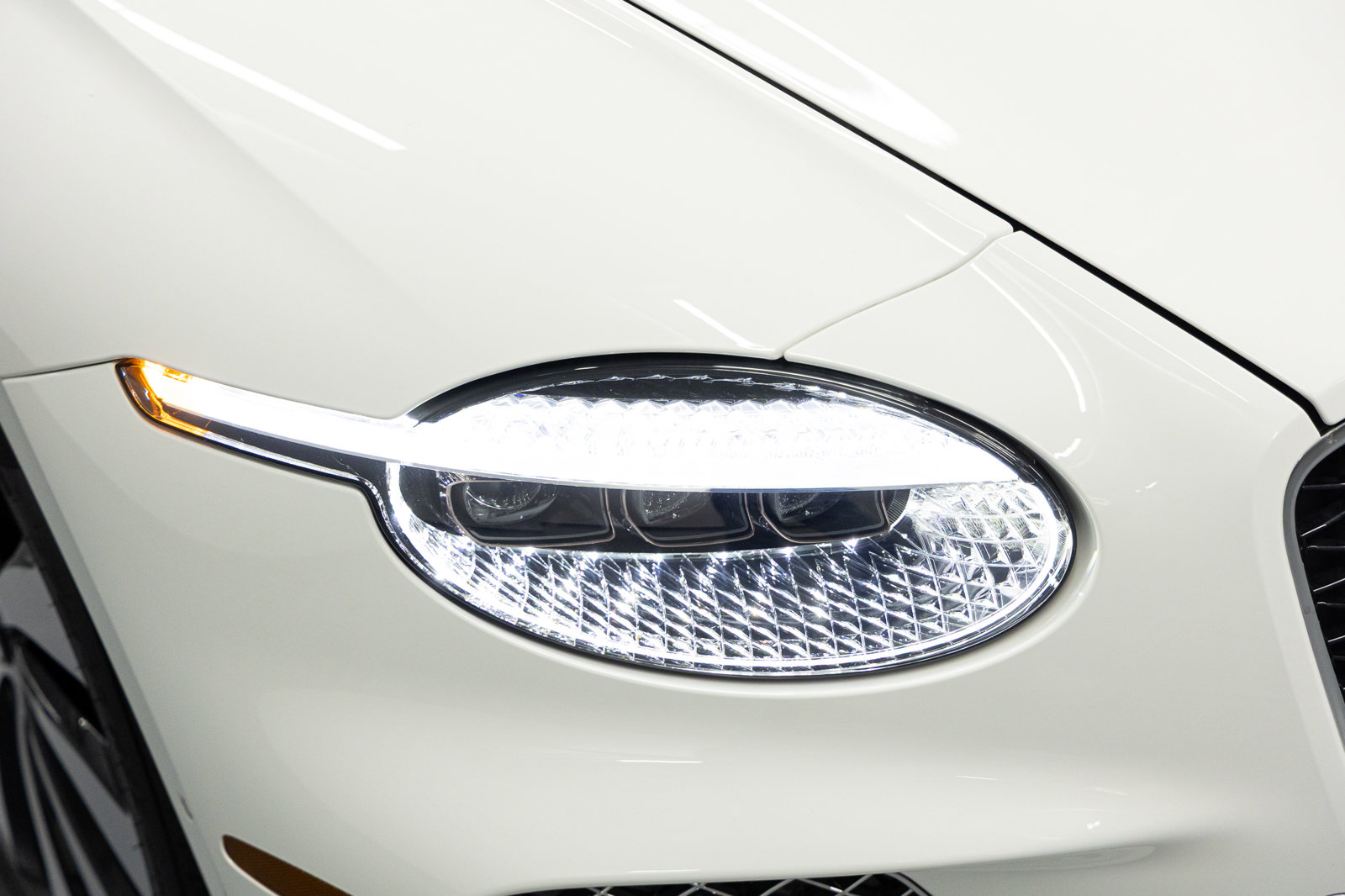 New 2026 Bentley Continental GT Azure AWD/4WD image 10
