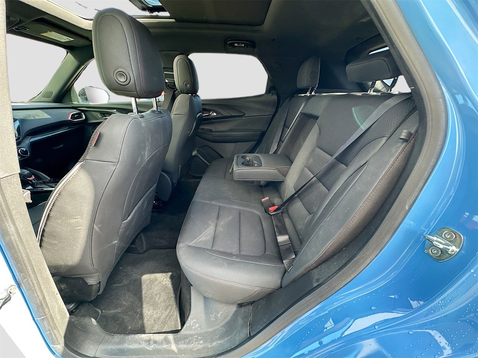 Used 2023 Chevrolet TrailBlazer RS w/ Sun and Liftgate Package image 24