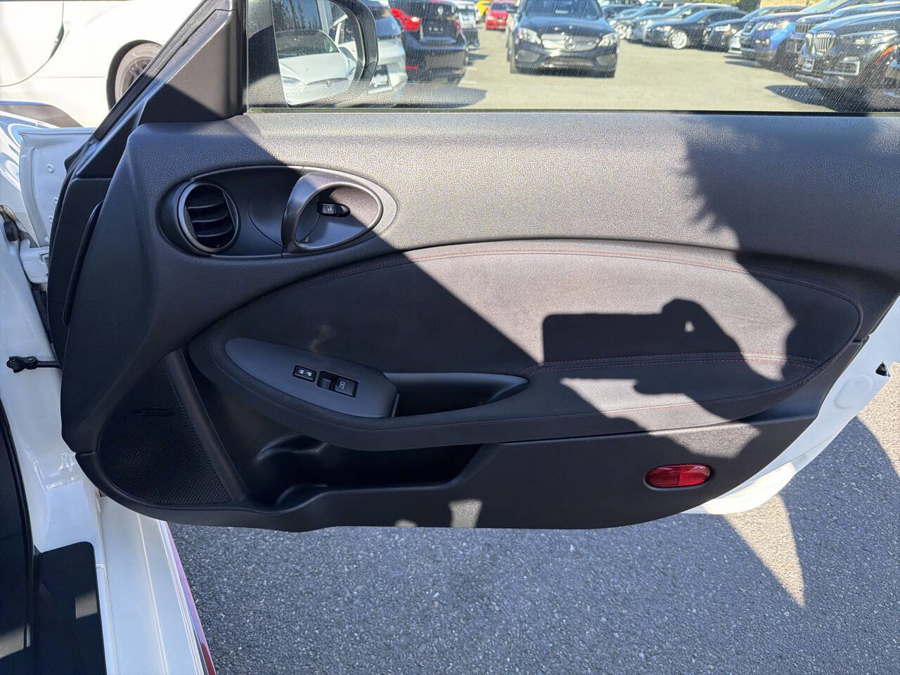 Used 2017 Nissan 370Z NISMO RWD image 21