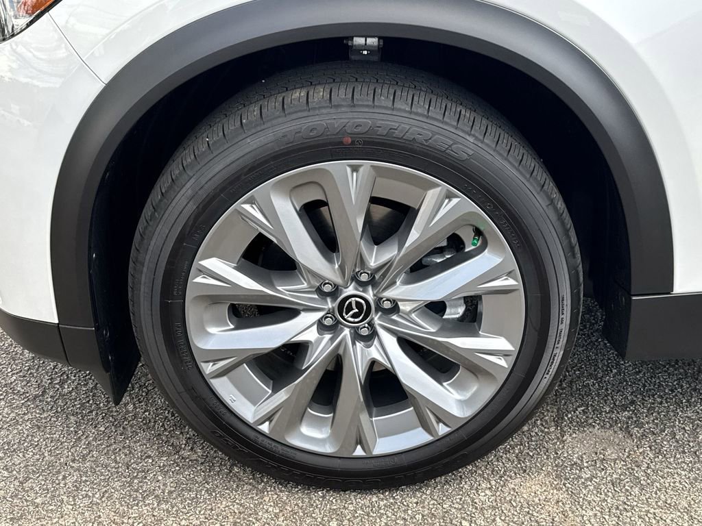 New 2026 MAZDA CX-90 3.3 Turbo w/ Preferred Package AWD/4WD image 10