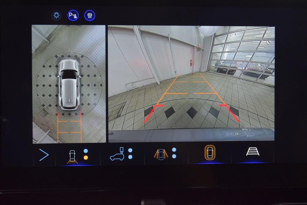 New 2027 Chevrolet Equinox ACTIV w/ Safety and Technology Package AWD/4WD image 51