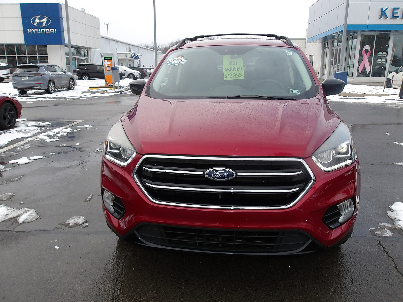Used 2019 Ford Escape SE image 4