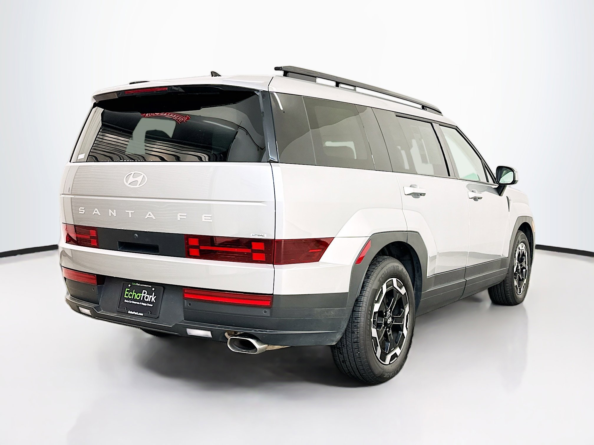 Used 2025 Hyundai Santa Fe SEL image 9