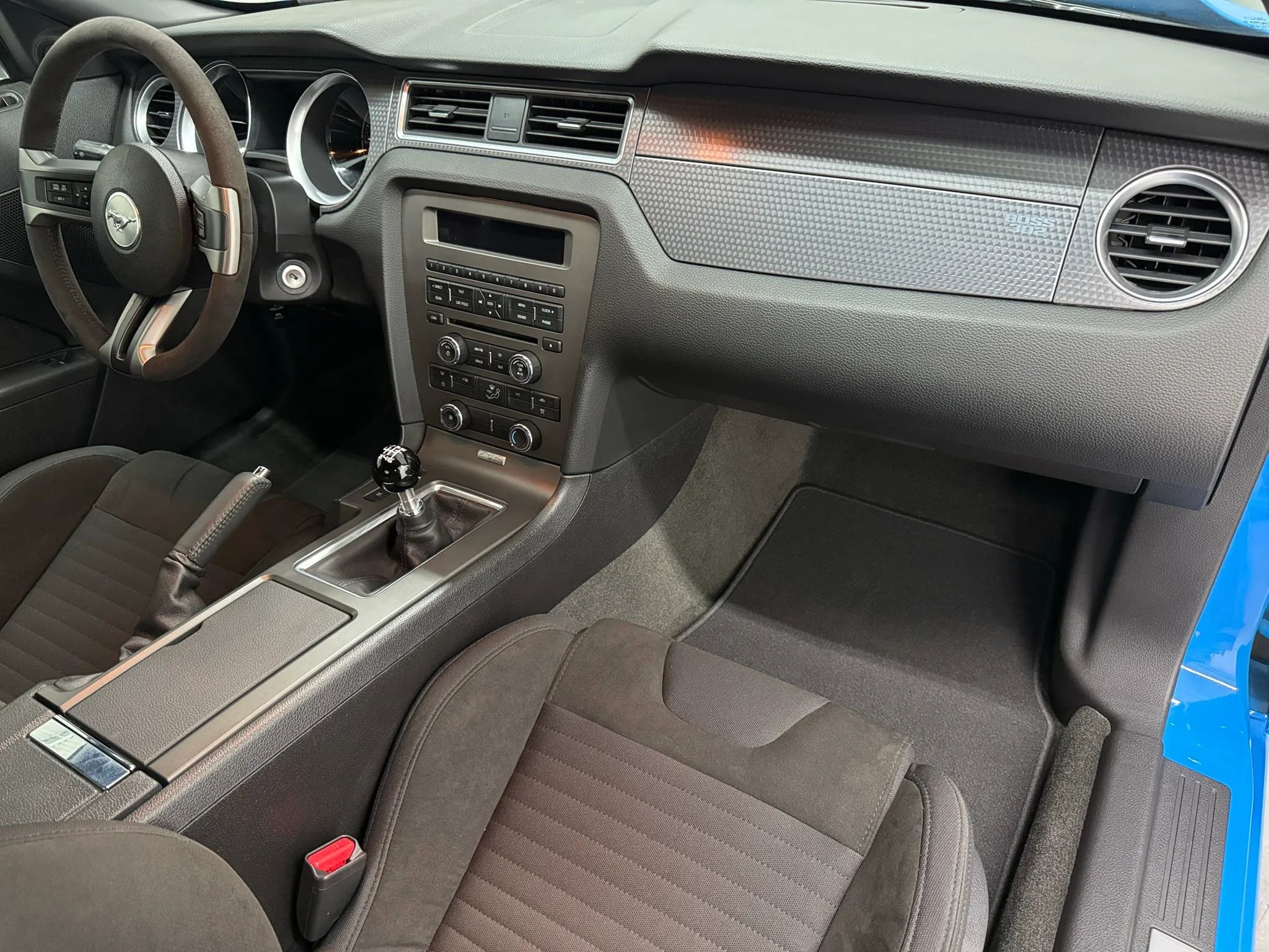 Used 2013 Ford Mustang Boss 302 RWD image 8