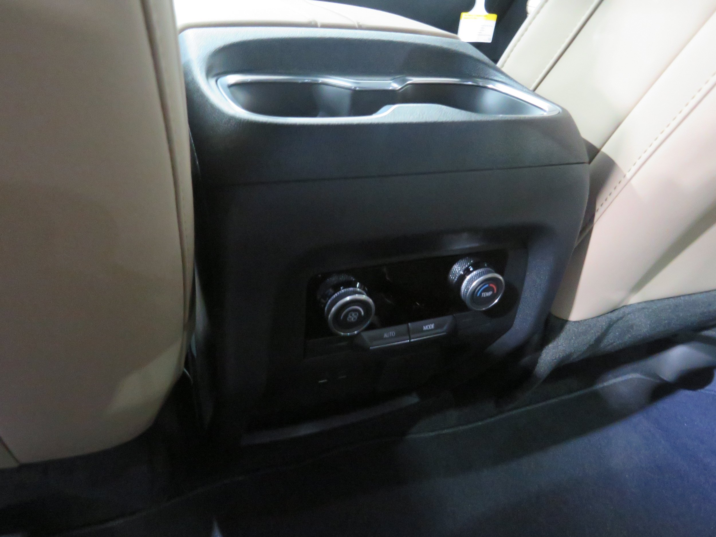 New 2027 Buick Enclave Preferred w/ Power Package AWD/4WD image 10