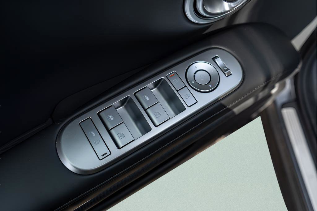 Used 2026 Hyundai Palisade Calligraphy image 31