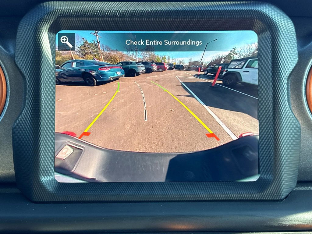 Certified 2023 Jeep Gladiator Mojave w/ Cold Weather Group image 21