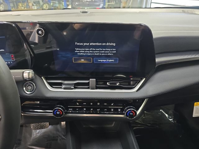 New 2026 Chevrolet Equinox LT w/ Convenience Package II image 21