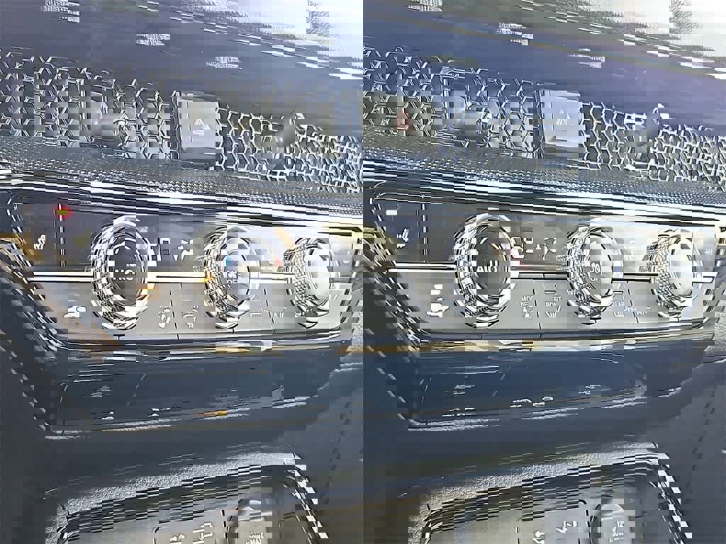 Used 2024 Honda CR-V Sport Touring image 15