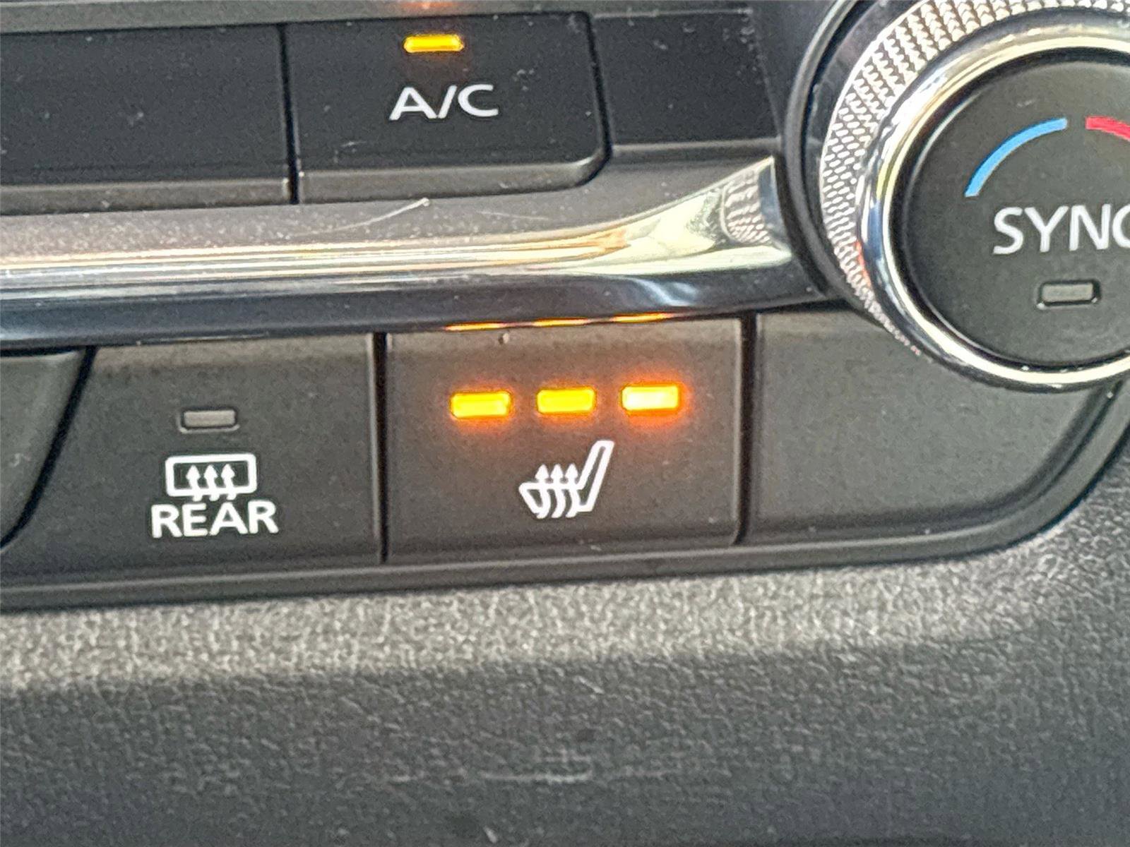 Used 2021 MAZDA CX-30 FWD 2.5 S w/ Premium Package image 23