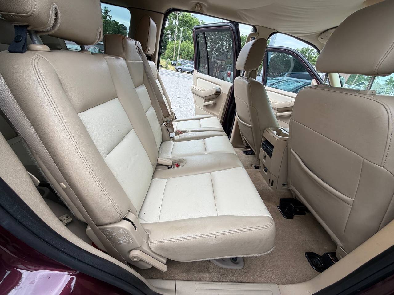 Used 2006 Ford Explorer Eddie Bauer RWD image 18