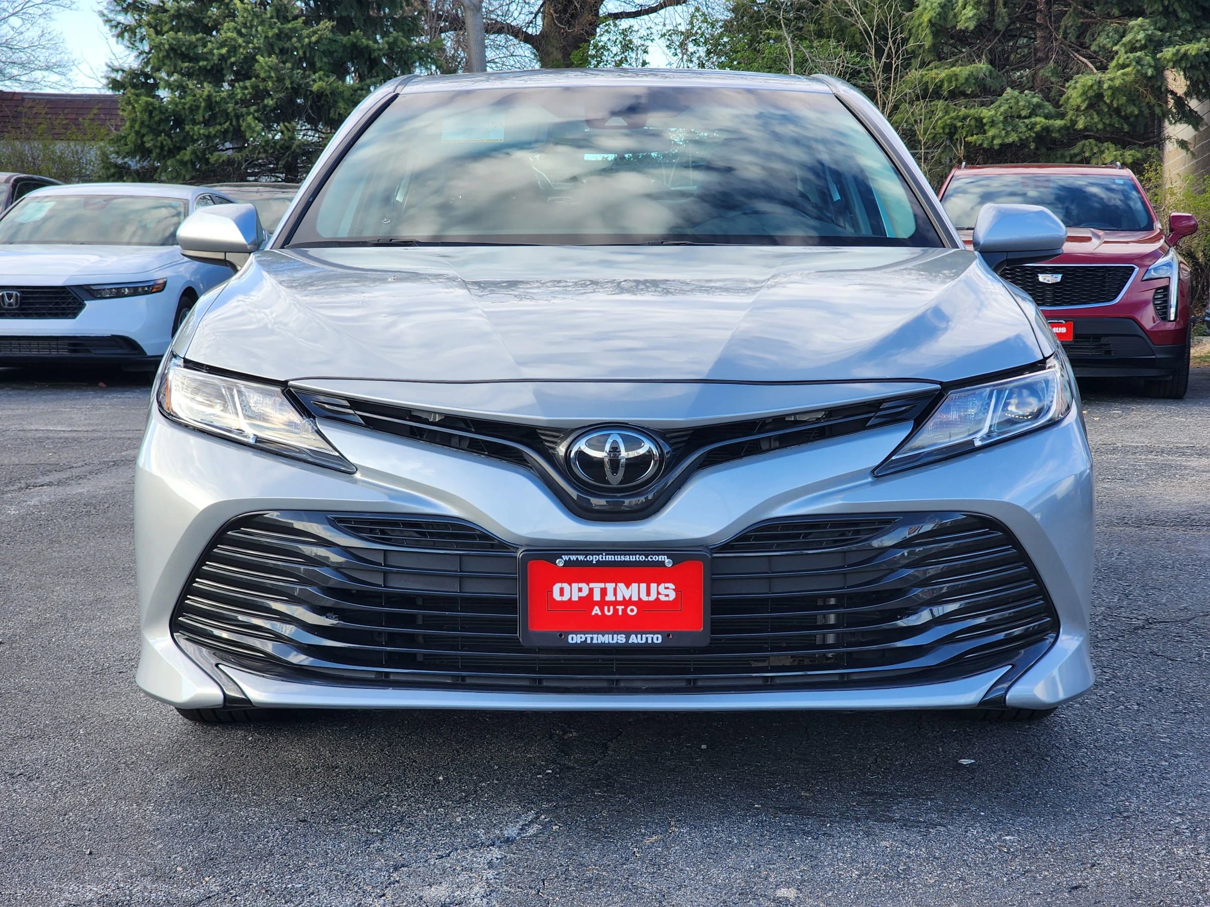 Used 2020 Toyota Camry LE FWD image 2
