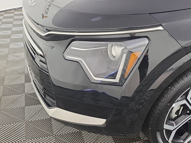 Certified 2025 Kia Niro EX Touring FWD image 50