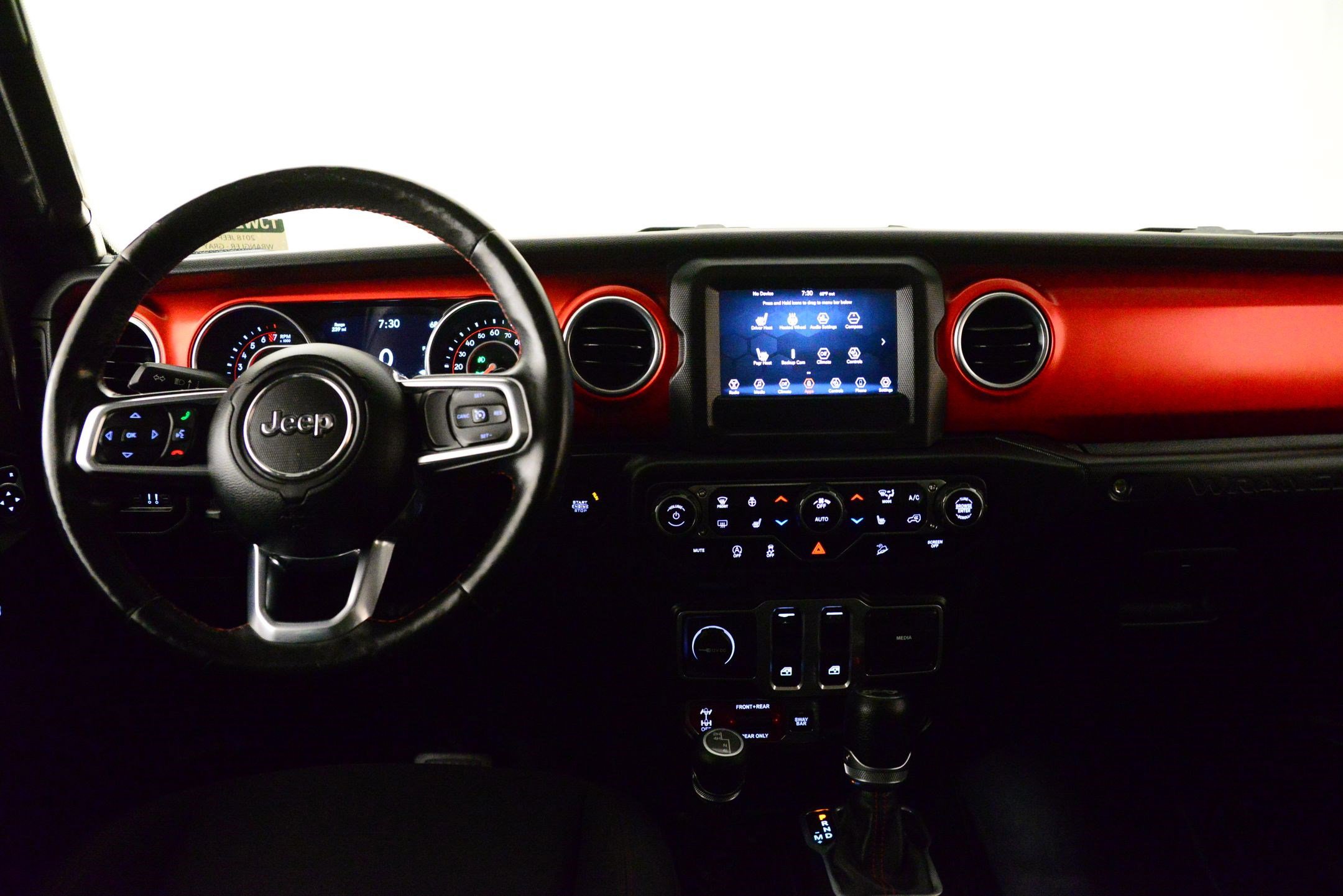 Used 2018 Jeep Wrangler Rubicon w/ Cold Weather Group image 4