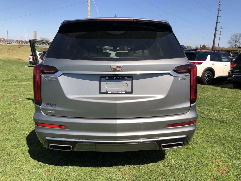 Used 2023 Cadillac XT6 Premium Luxury w/ Technology Package AWD/4WD image 11