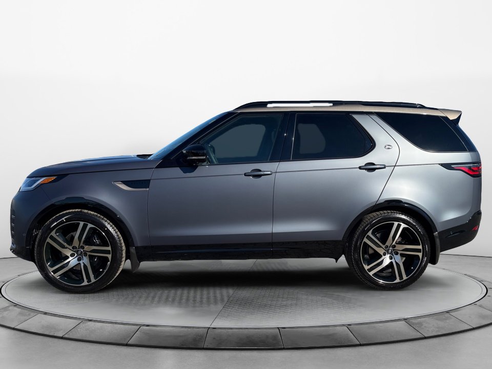 New 2026 Land Rover Discovery Limited Edition AWD/4WD image 4