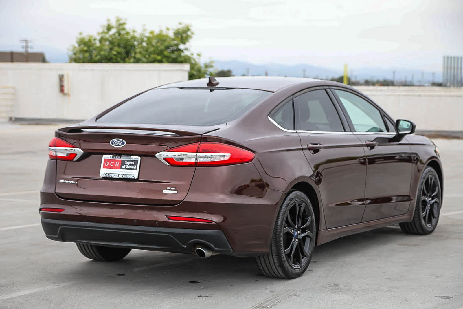 Used 2019 Ford Fusion SE w/ Equipment Group 151A FWD image 5