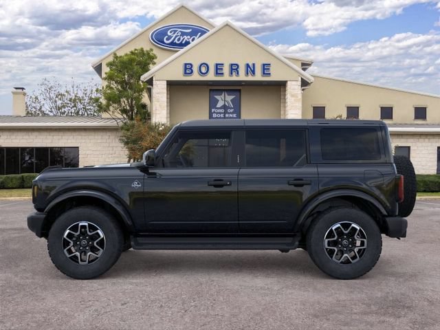New 2026 Ford Bronco Outer Banks AWD/4WD image 3