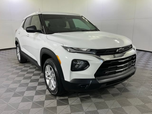 Used 2022 Chevrolet TrailBlazer LS AWD/4WD image 3