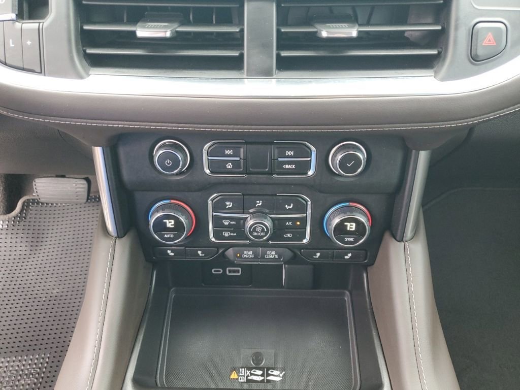 Used 2024 Chevrolet Tahoe LT w/ Luxury Package image 39