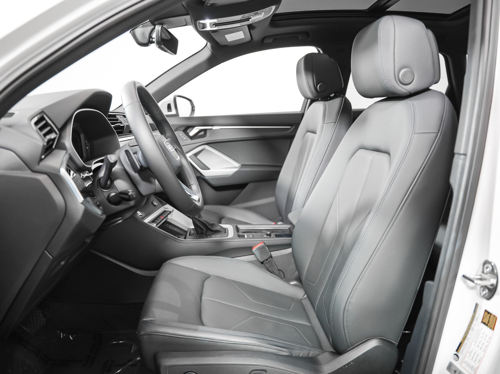 Certified 2024 Audi Q3 2.0T Premium AWD/4WD image 8