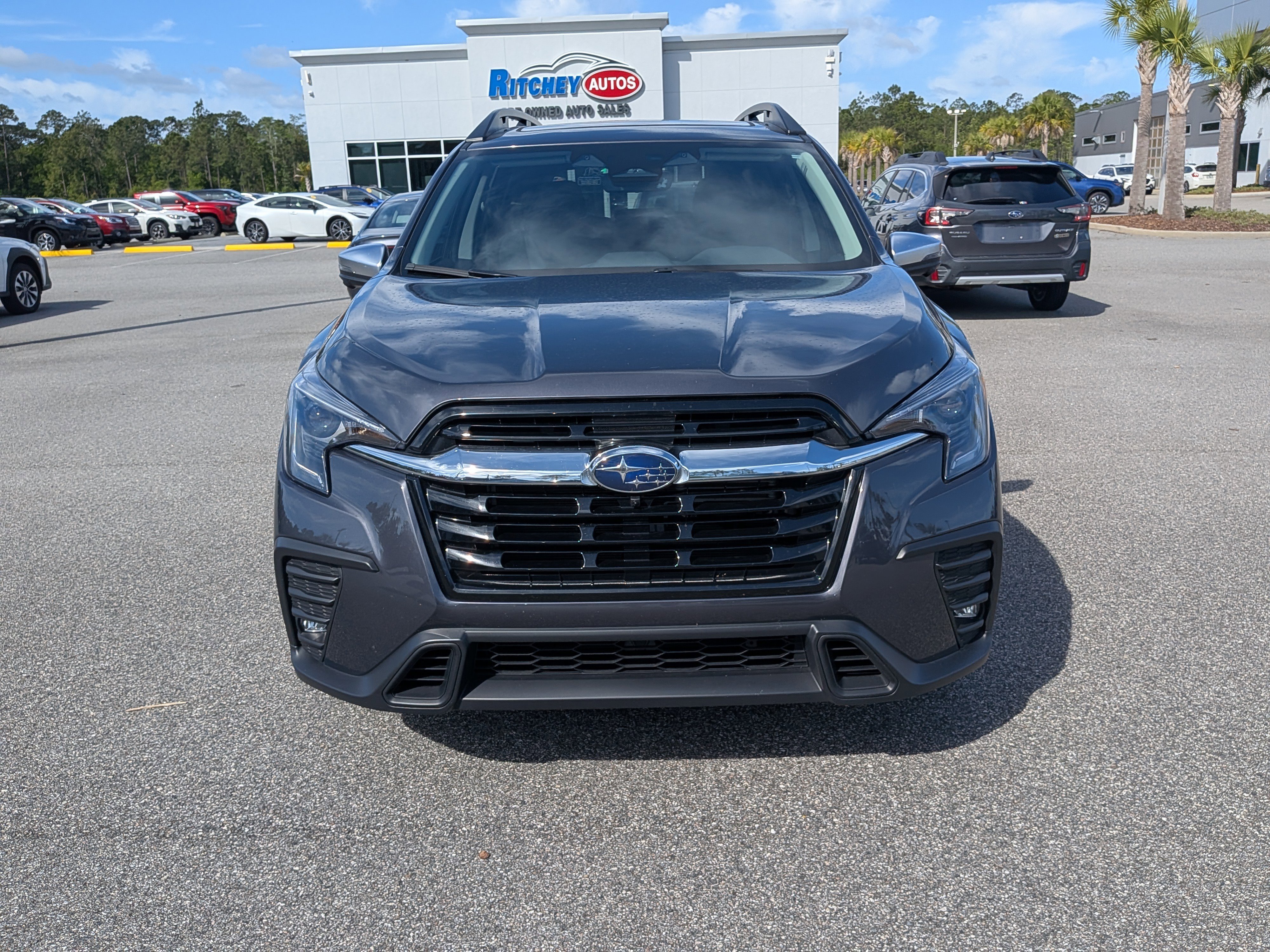 Certified 2023 Subaru Ascent Limited w/ Technology Package image 9