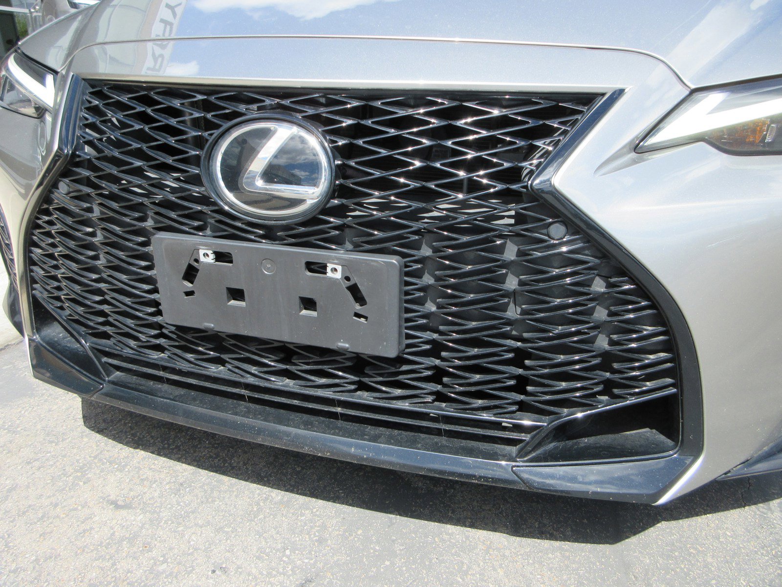 Used 2023 Lexus IS 350 F Sport image 16