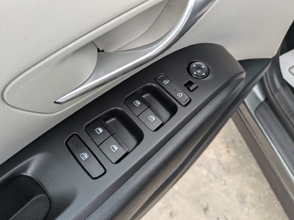 Used 2022 Hyundai Tucson SEL FWD image 19