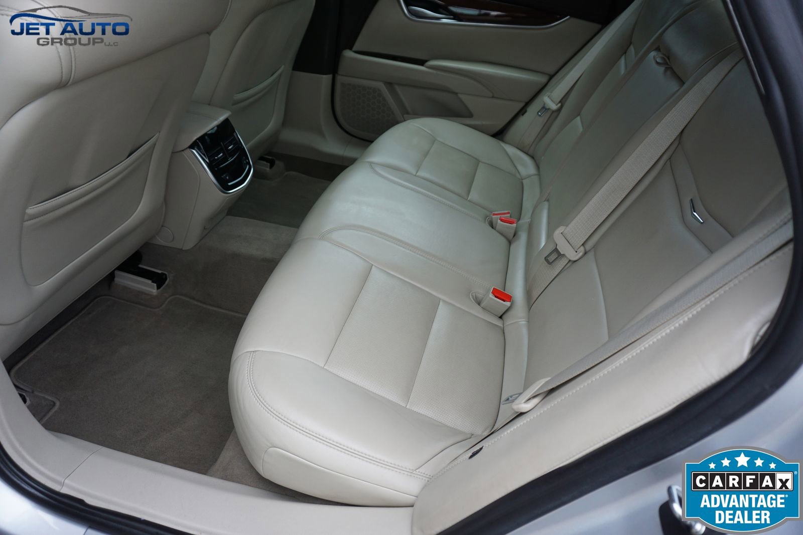 Used 2013 Cadillac XTS Luxury w/ Driver Awareness Package AWD/4WD image 19
