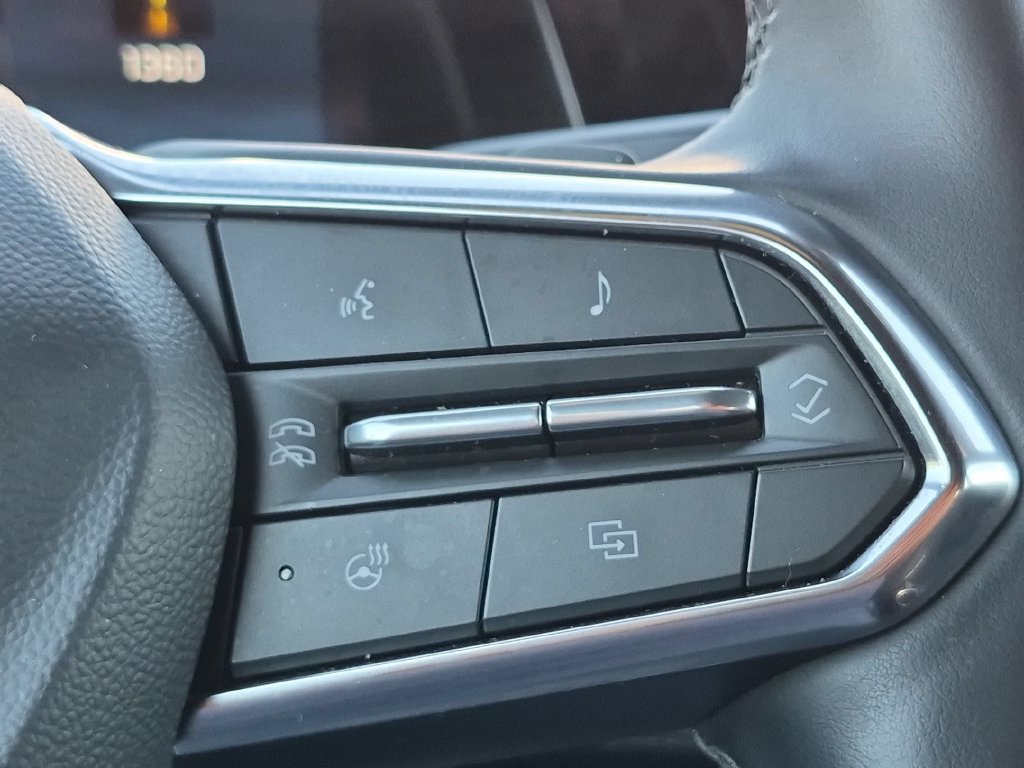 Used 2026 Chevrolet Equinox LT FWD image 21