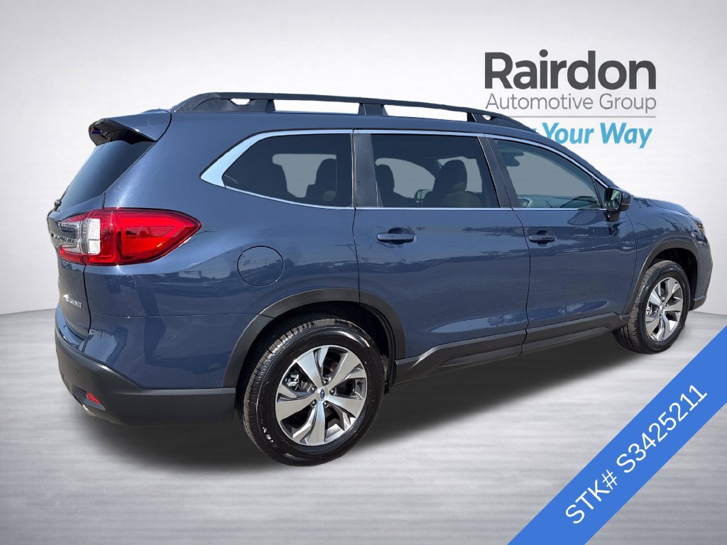 Used 2025 Subaru Ascent Premium AWD/4WD image 3