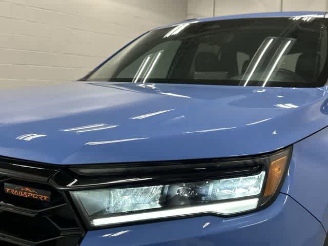 Used 2025 Honda Pilot TrailSport image 31