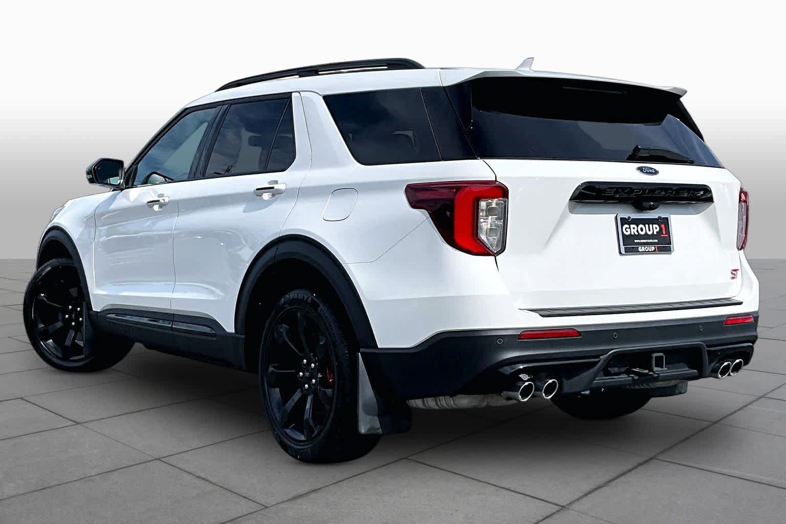 Used 2024 Ford Explorer ST w/ Equipment Group 401A AWD/4WD image 12