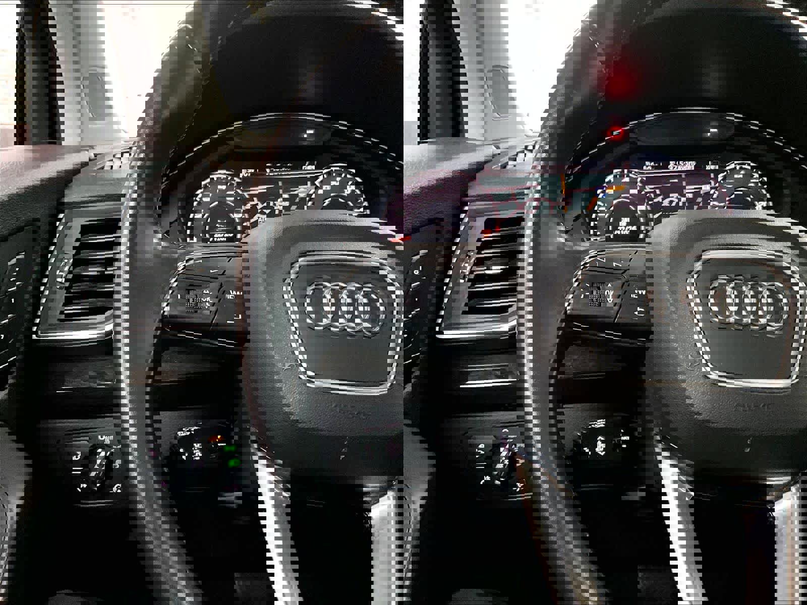 Used 2020 Audi Q5 2.0T Premium Plus image 21