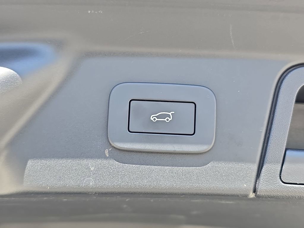 Certified 2026 Land Rover Range Rover Velar S image 16