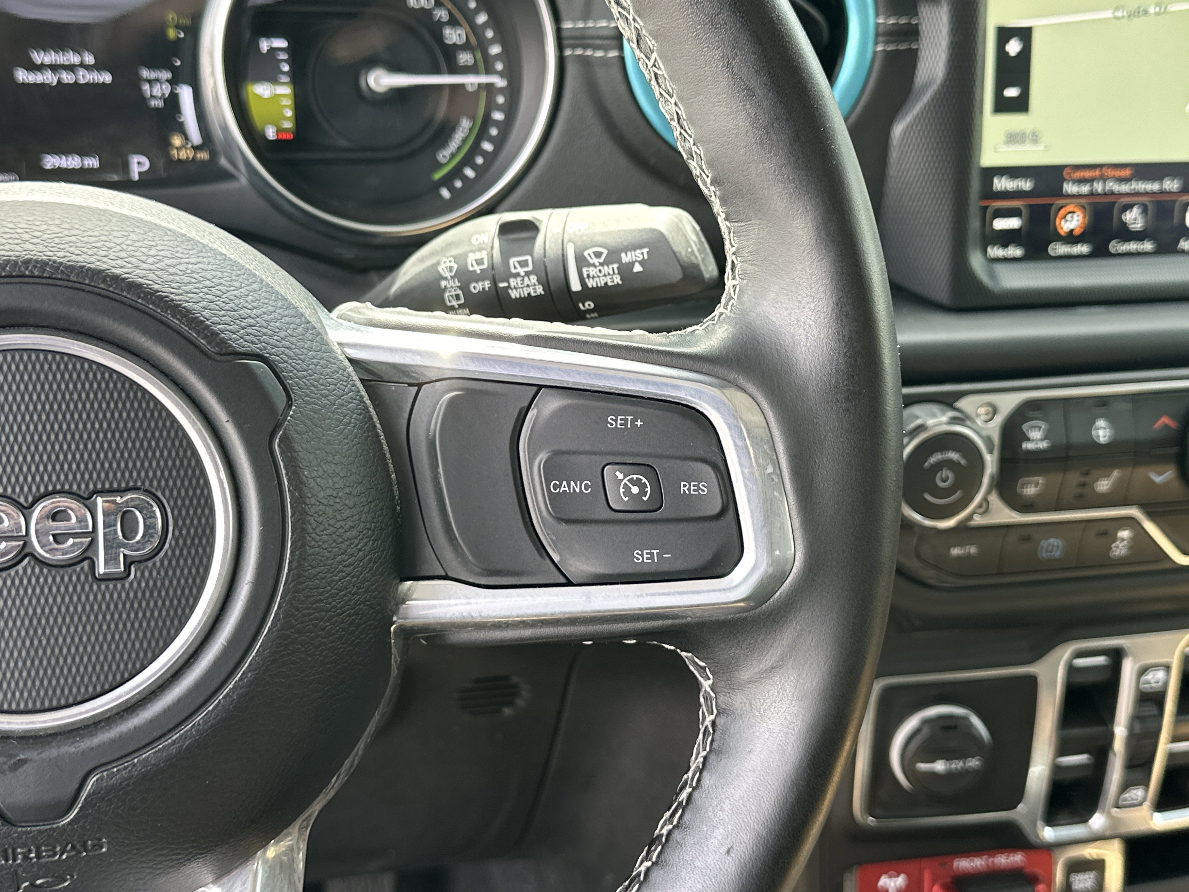 Used 2023 Jeep Wrangler Unlimited Rubicon 4xe w/ Cold Weather Group AWD/4WD image 29