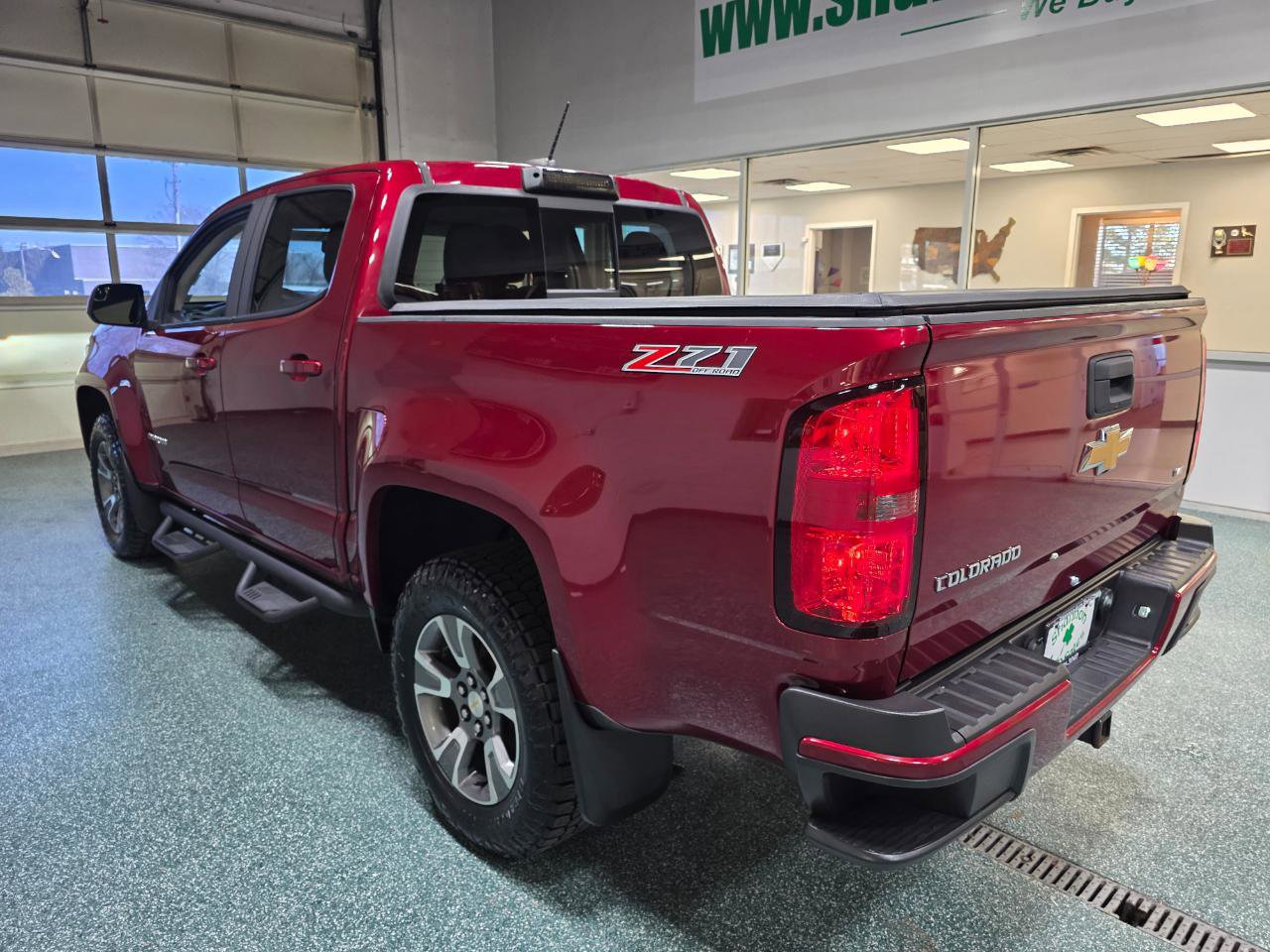 Used 2018 Chevrolet Colorado Z71 AWD/4WD image 9
